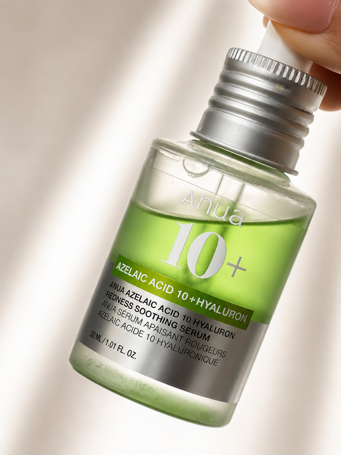 ANUA Azelaic Acid 10 + Hyaluron serum bottle